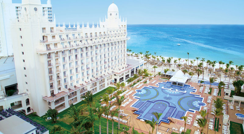 Riu Palace Aruba pictures and details