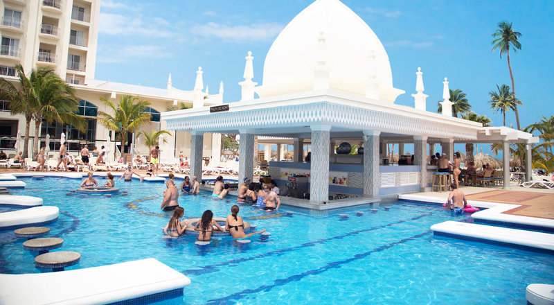 Riu Palace Aruba pictures and details